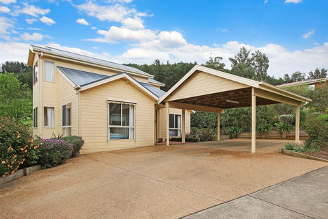 Alpine Vista - Short Walk To Town Centre - ACT Tourism 2