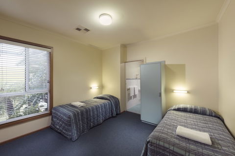 The Retreat At West Beach Parks - ACT Tourism 5