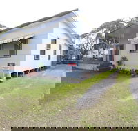 Muller's Cottage at Hat Head - ACT Tourism