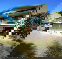 Sunseekers at Hat Head - ACT Tourism