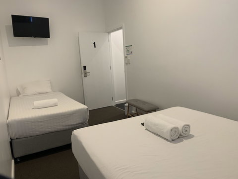 Garden Hotel - ACT Tourism 4