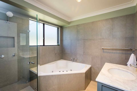 Amani - ACT Tourism 7