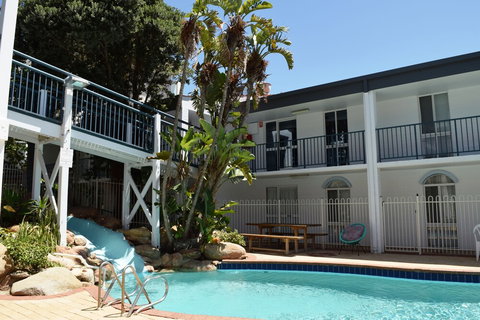 West Beach Lagoon 221 - Stylish Apartment - ACT Tourism 1