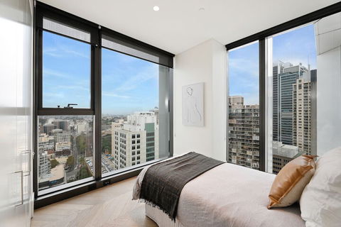 Ultra Modern Brand New CBD View - ACT Tourism 3