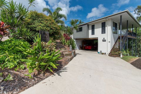 Austinmer - Cannonvale - ACT Tourism 3