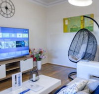Wollongong train station holiday house - ACT Tourism