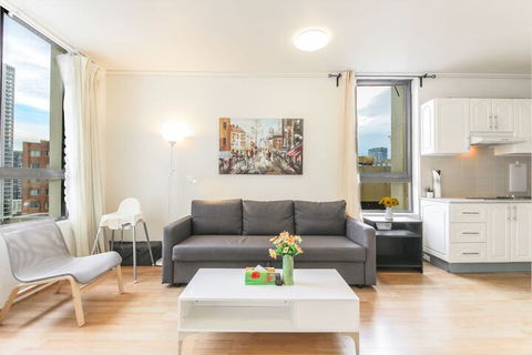 Amazing Location Cozy Stay With Parking - ACT Tourism 3