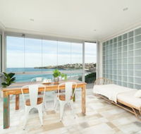 Waterfront Garden Apartment - ACT Tourism