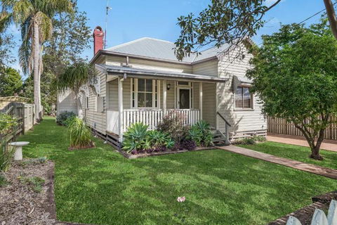 Ambiente Cottage Pet & Family Friendly - ACT Tourism 6