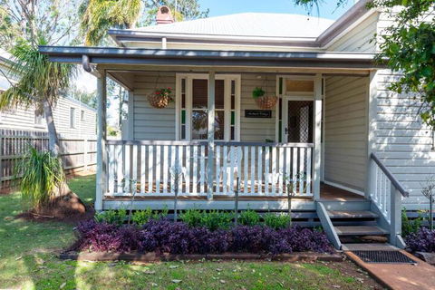 Ambiente Cottage Pet & Family Friendly - ACT Tourism 2