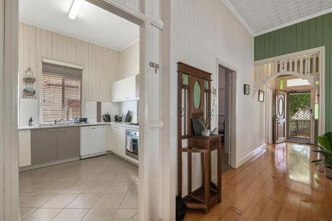 Ambiente Cottage Pet & Family Friendly - ACT Tourism 5
