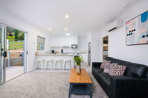 Albury Yalandra Apartment 4 - ACT Tourism 3