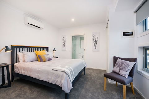 Albury Yalandra Apartment 4 - ACT Tourism 4