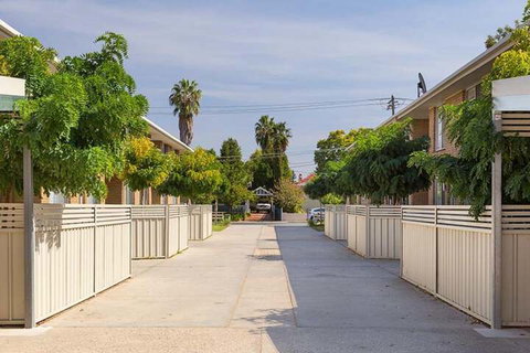 Understated Elegance Affordable Luxury - ACT Tourism 1