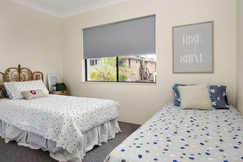 Anchored At South West Rocks - ACT Tourism 2