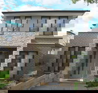 Comfort House near Box Hill - ACT Tourism