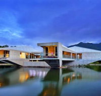 Alkira Award Winning Luxury Holiday Home - ACT Tourism