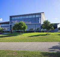 Lake Kawana Accommodation