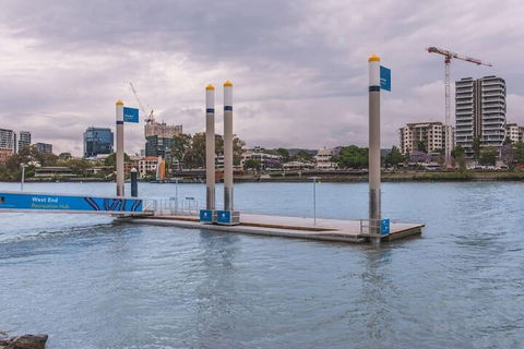 Absolute Riverfront One Bedroom Apartment - ACT Tourism 2