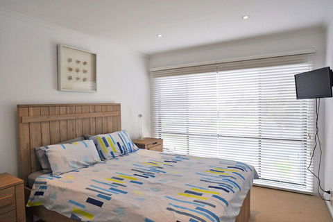 Bliss Close TO Town - ACT Tourism 7