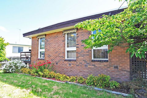 Salty Sands Meters From THE Beach Free Wifi - ACT Tourism 1