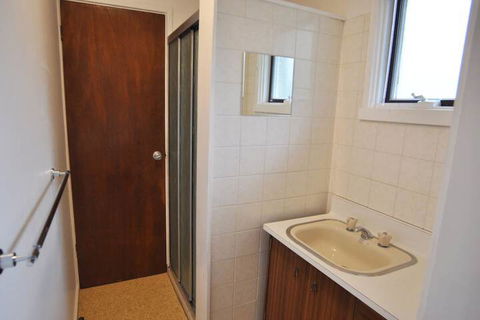 Salty Sands Meters From THE Beach Free Wifi - ACT Tourism 7