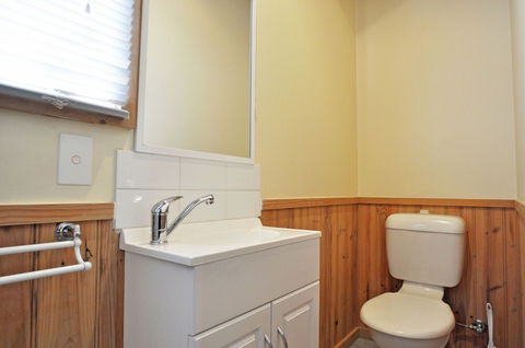 Archies Beachside Abode PET Friendly - ACT Tourism 1