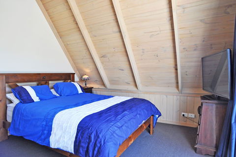 Archies Beachside Abode PET Friendly - ACT Tourism 3