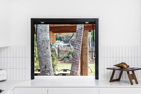 A PERFECT STAY - 3 Salty Sisters - ACT Tourism 7