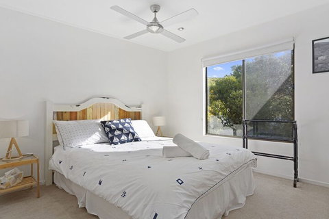 Sandy Feet Retreat 13 Scenic View Drive - ACT Tourism 1