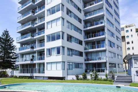 Amira Apartments - ACT Tourism 2