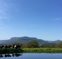 Minimbah Farm Cottages Family Farmstay choose from 2  3 bedroom Cottages  6 Bedroom House - ACT Tourism