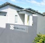 Stylish Holiday Unit - ACT Tourism