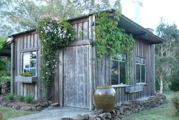 Heimat Chalets - ACT Tourism 1