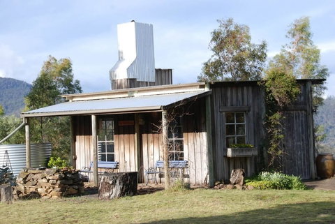 Heimat Chalets - ACT Tourism 0