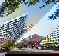 H on Smith Hotel - ACT Tourism