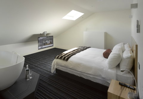 Salamanca Wharf Hotel - ACT Tourism 3
