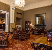 Hadley's Orient Hotel
