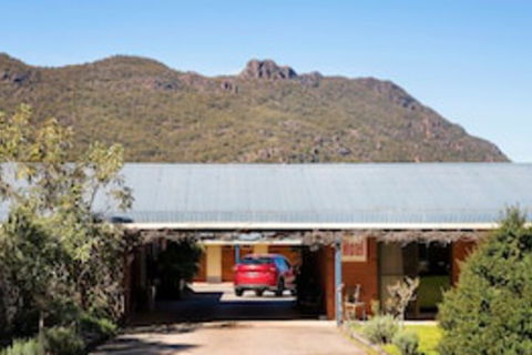 Kookaburra Motor Lodge - ACT Tourism 0