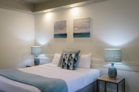 Fairways Resort - ACT Tourism 0