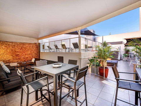Mercure Centro Port Macquarie - ACT Tourism 3