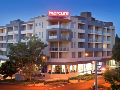 Mercure Centro Port Macquarie - ACT Tourism 4
