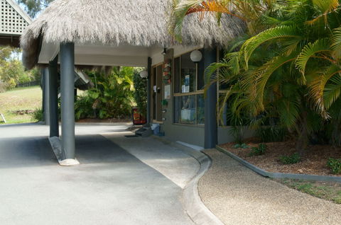 Pandanus Palms Holiday Resort - ACT Tourism 0