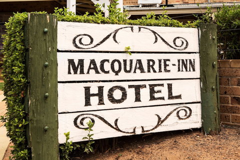 Nightcap At Macquarie Inn - ACT Tourism 0