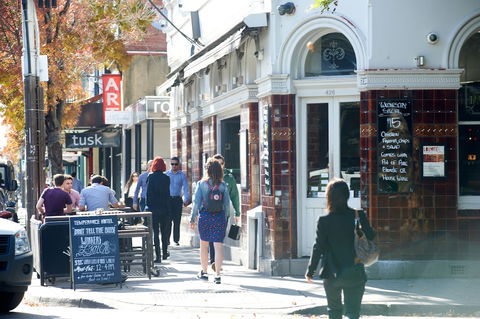 Amity Apartment Hotels - ACT Tourism 6