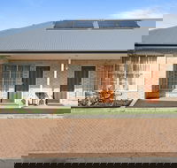 Coopers Colonial Motel - ACT Tourism