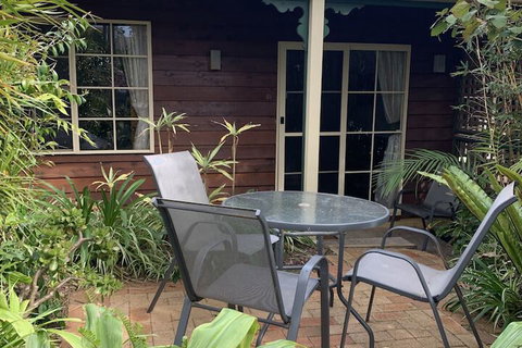 Ulladulla Guest House - ACT Tourism 1