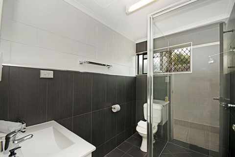 Townsville Holiday Apartments - ACT Tourism 5