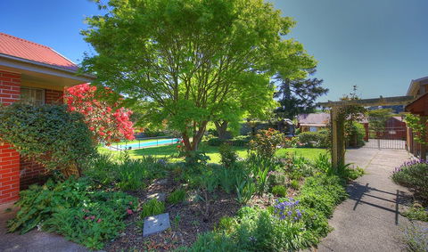 Alexandria Bed & Breakfast - ACT Tourism 0