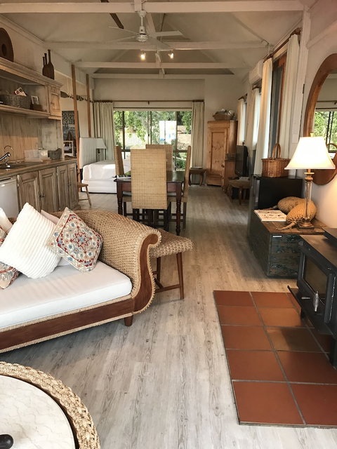 Boathouse - Birks River Retreat - Birks Harbour - ACT Tourism 5